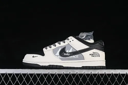 All categories Nk SB Dunk Series Nk SB Dunk Low High-end customized low-top sneakers Nike SB Dunk Low North Face co-branded White and Black Snow Mountain High-end customized low-top casual sneakers DS6608-023